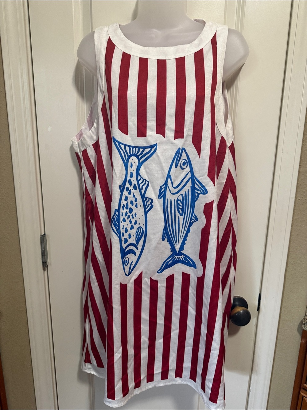 Red and white stripe sardine dress. Size XXL
